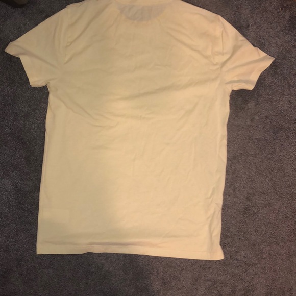 Old navy men’s small yellow t-shirt - Picture 4 of 4